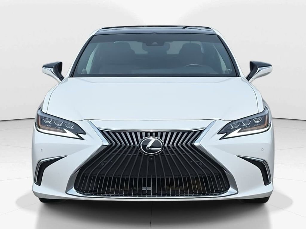 Used 2021 Lexus ES 350 Ultra Luxury w/ Accessory Package 2 image 11