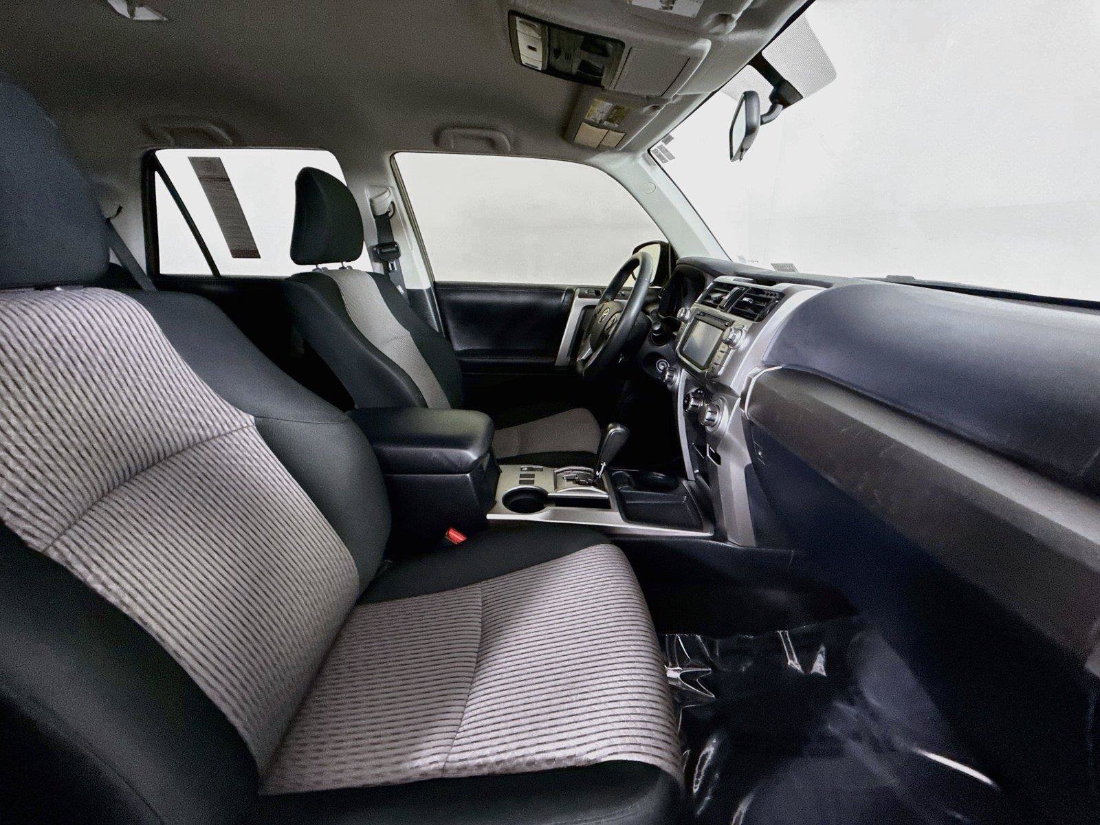 Used 2019 Toyota 4Runner SR5 RWD image 41