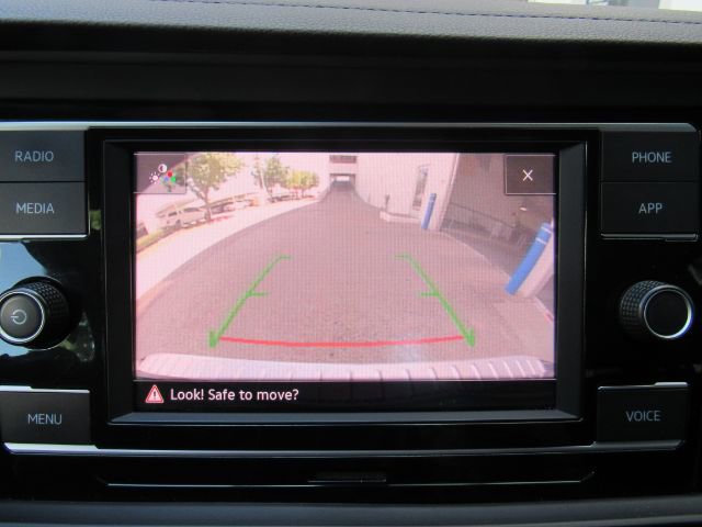 Used 2023 Volkswagen Jetta Sport image 8