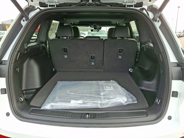 New 2025 Jeep Grand Cherokee Altitude image 24