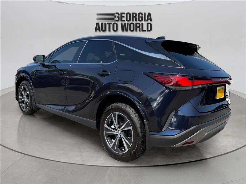 Used 2023 Lexus RX 350h w/ Cold Area Package AWD/4WD image 10