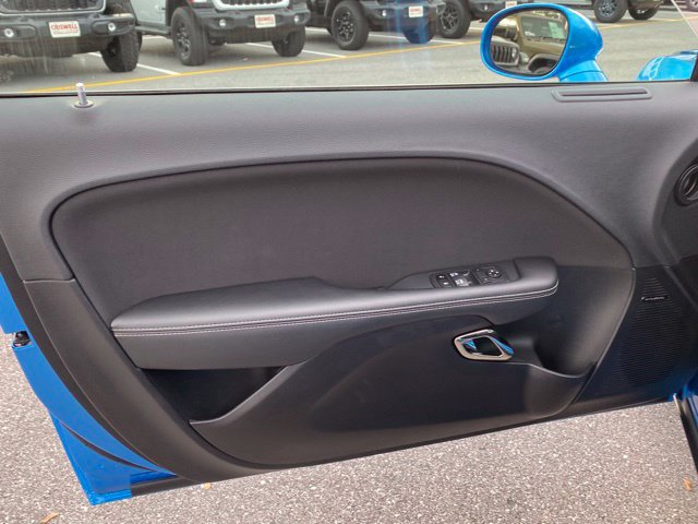 Used 2023 Dodge Challenger SRT Hellcat RWD image 11