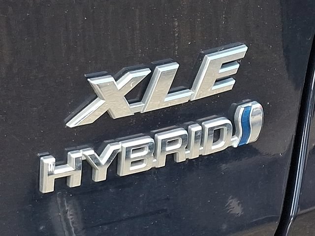 Used 2023 Toyota RAV4 XLE w/ Convenience Package AWD/4WD image 10