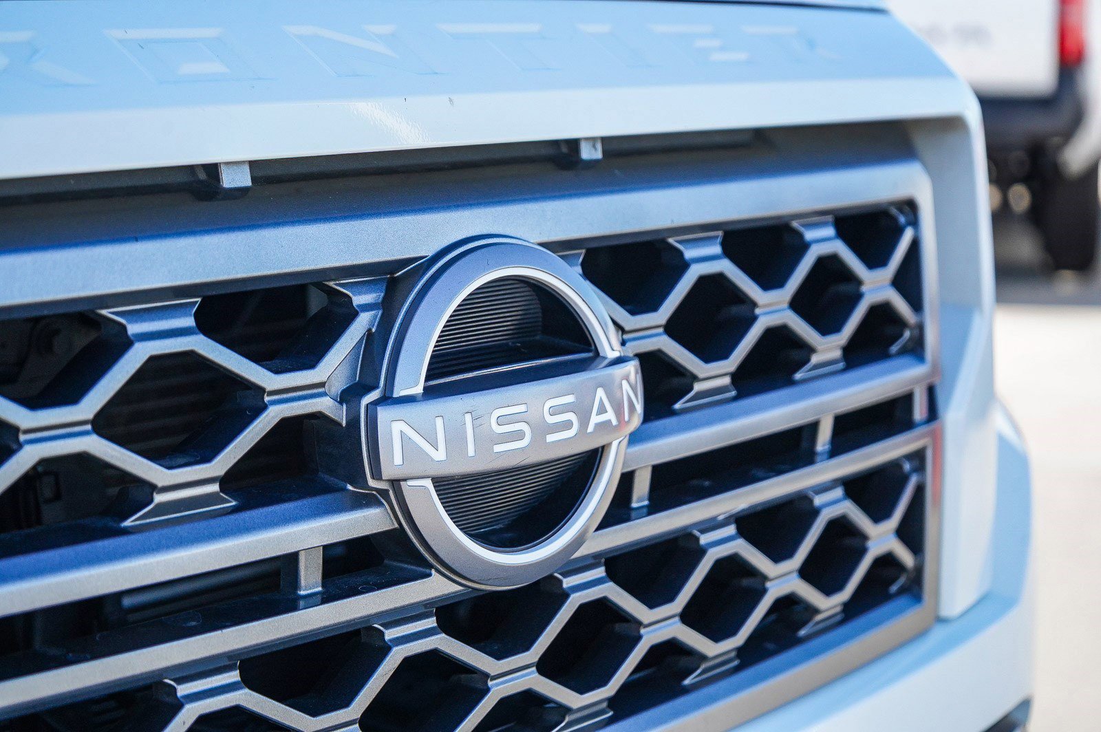 Used 2022 Nissan Frontier SV image 12