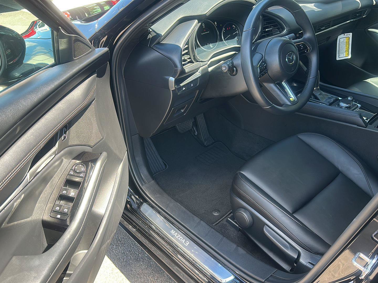 Used 2025 MAZDA MAZDA3 s Sport FWD image 10