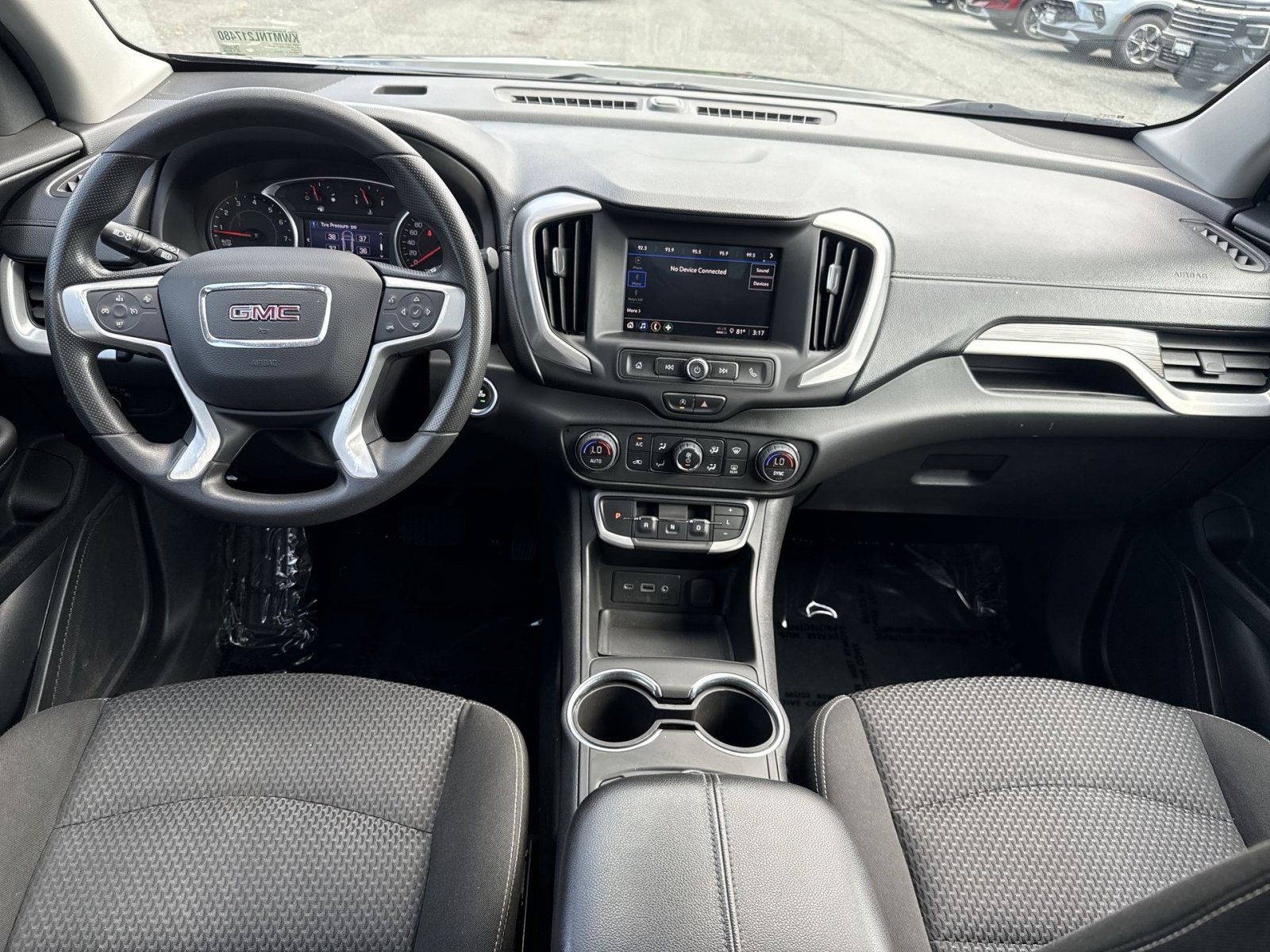 Used 2022 GMC Terrain SLE FWD image 24