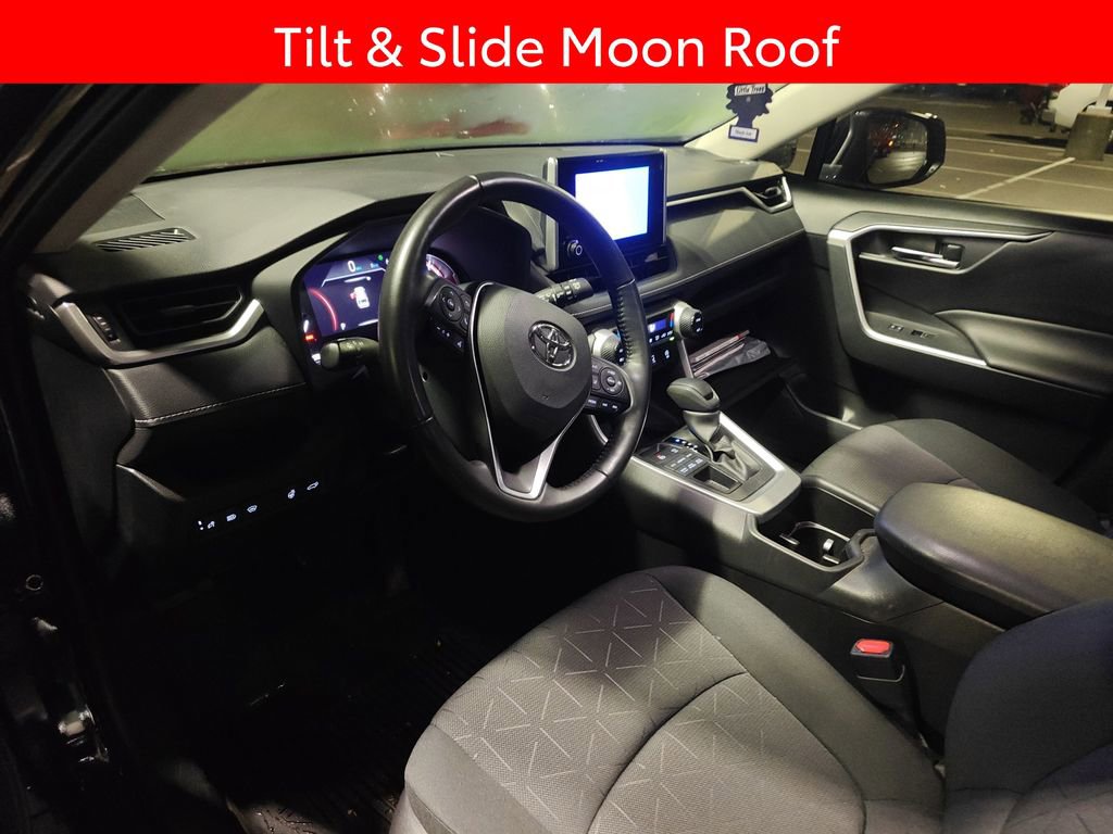 Used 2023 Toyota RAV4 XLE image 7