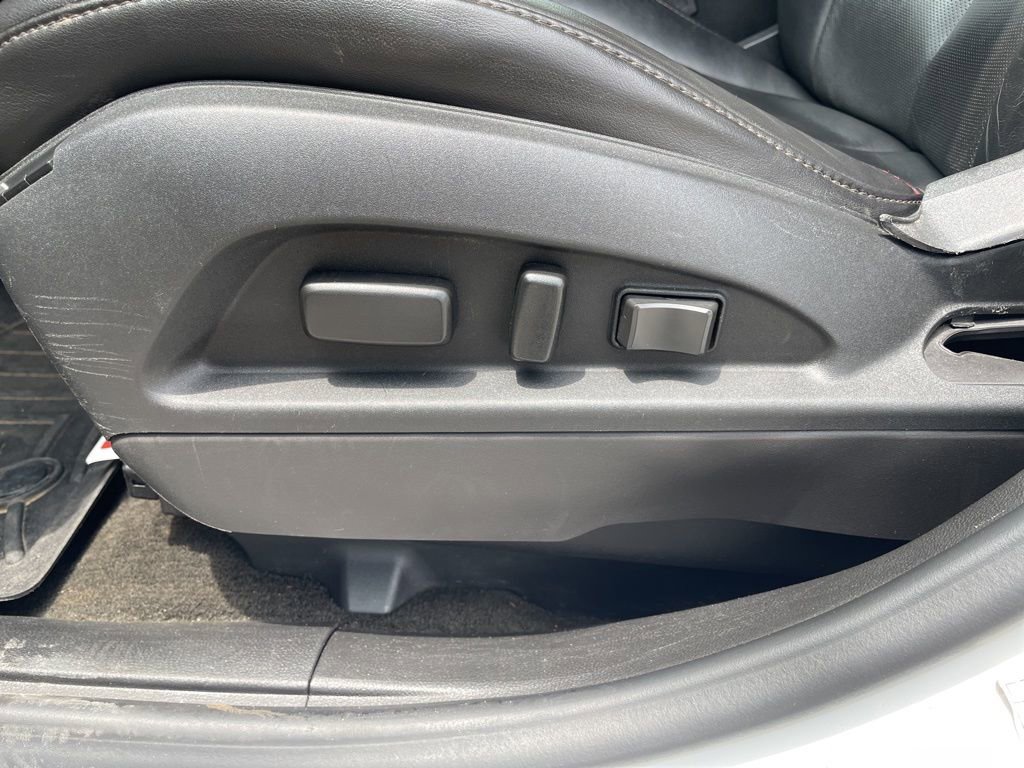 Used 2015 Chevrolet Equinox LTZ AWD/4WD image 11