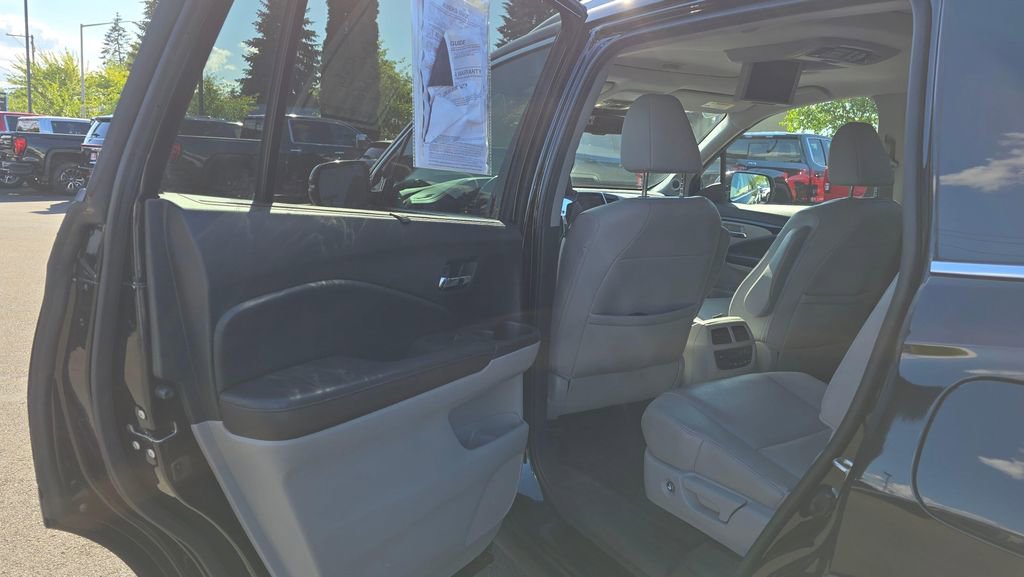 Used 2017 Honda Pilot Elite image 15