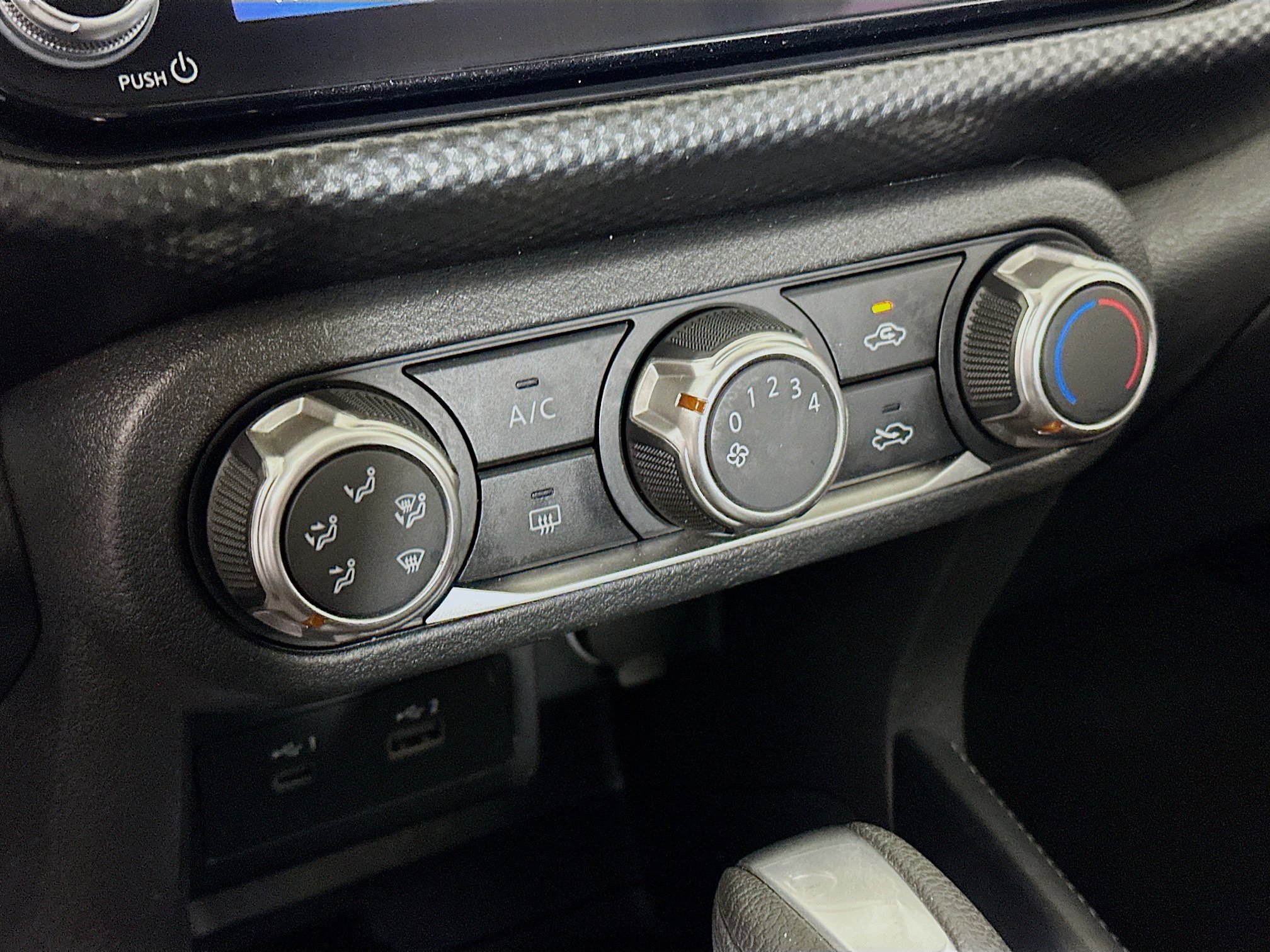 Used 2024 Nissan Kicks SV FWD image 23