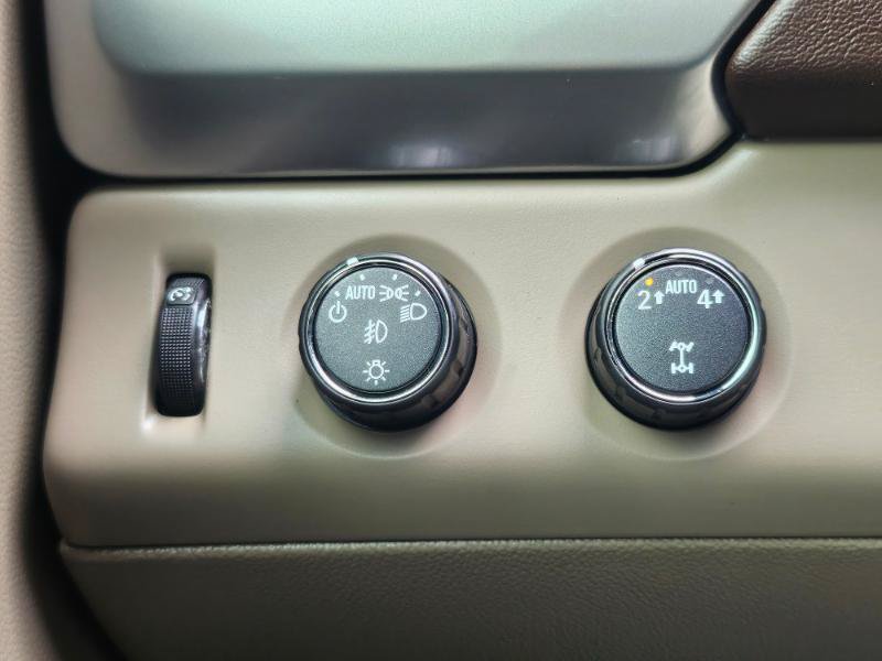 Used 2019 Chevrolet Tahoe Premier AWD/4WD image 38