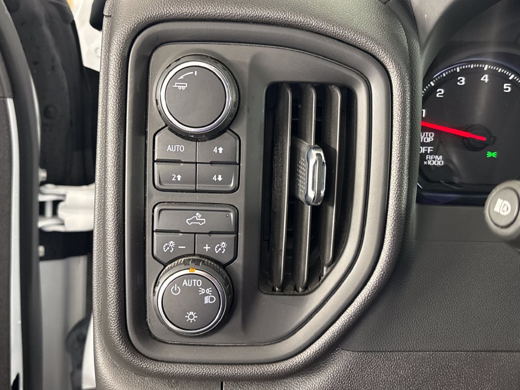 Used 2024 Chevrolet Silverado 1500 Custom Trail Boss AWD/4WD image 50
