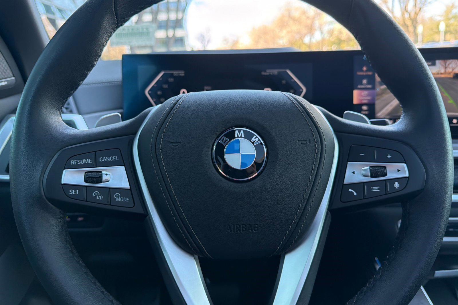 Used 2026 BMW X5 xDrive40i w/ Climate Comfort Package image 31