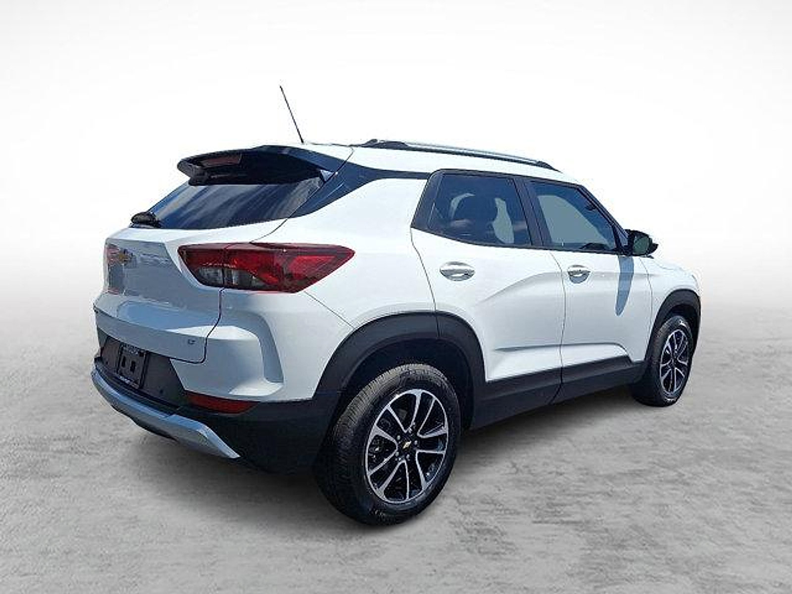 Used 2024 Chevrolet TrailBlazer LT w/ Driver Confidence Package image 42