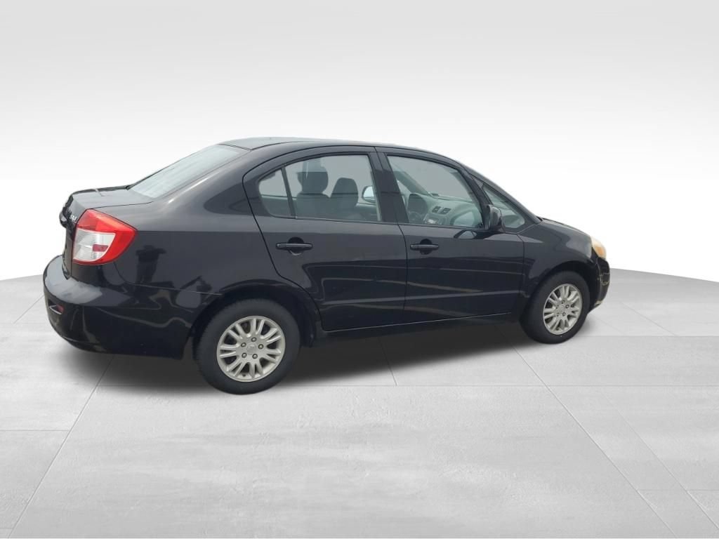 Used 2012 Suzuki SX4 LE FWD image 5