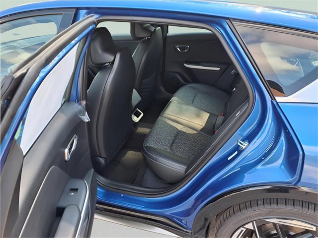 New 2025 Kia K4 GT-Line image 22