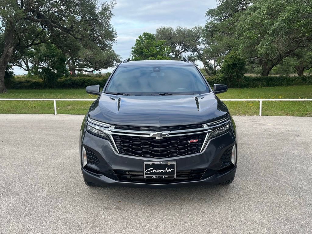 Used 2022 Chevrolet Equinox RS FWD image 2