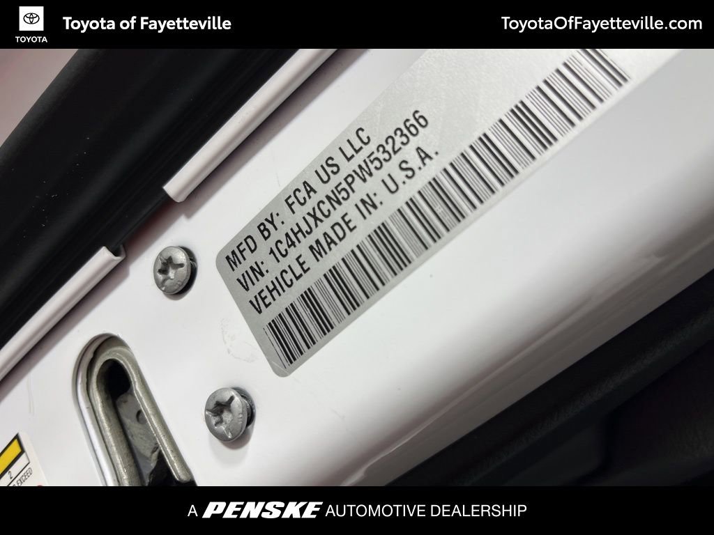 Used 2023 Jeep Wrangler Rubicon w/ LED Lighting Group image 32