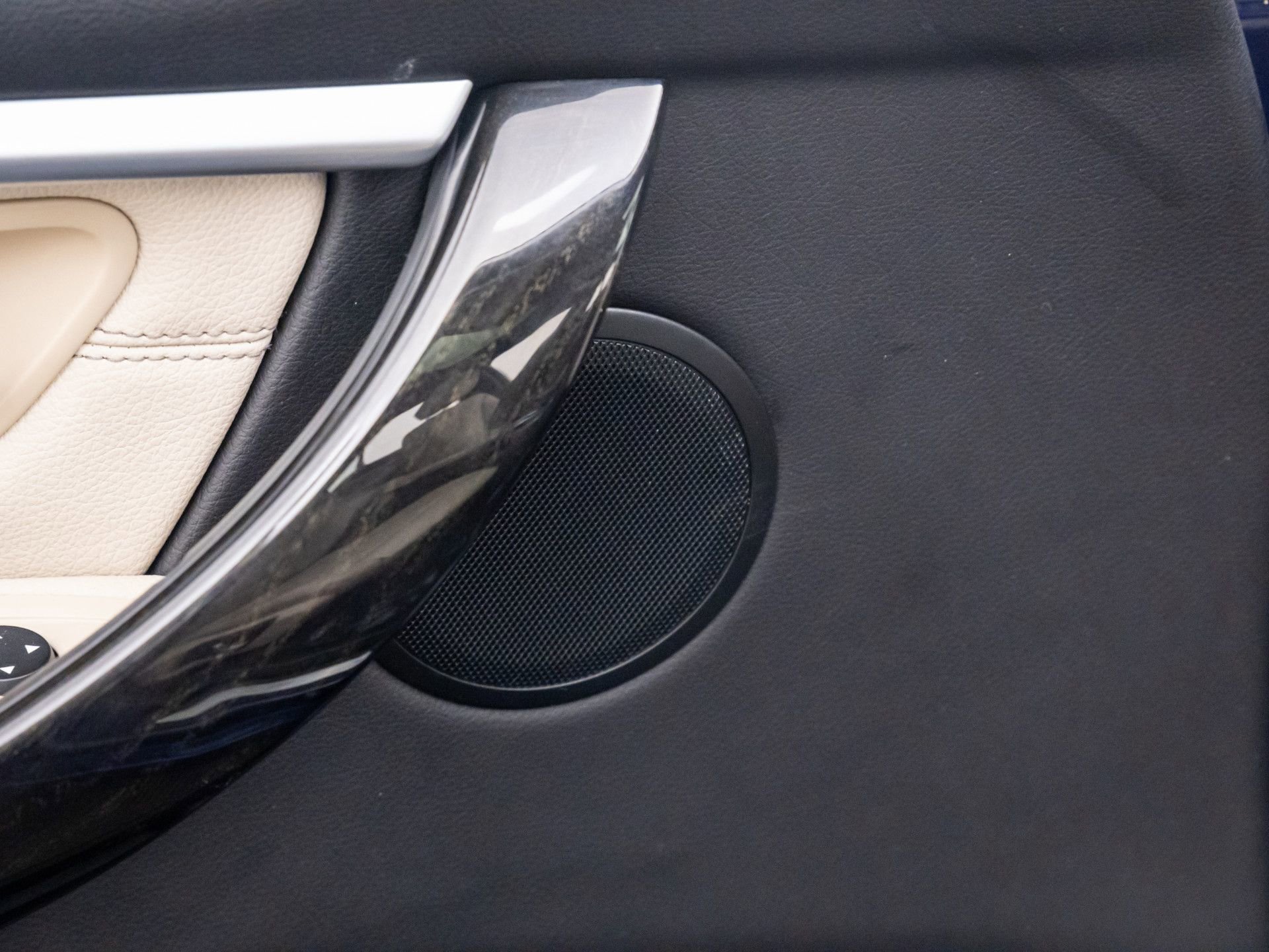 Used 2017 BMW 330i xDrive Sedan image 14