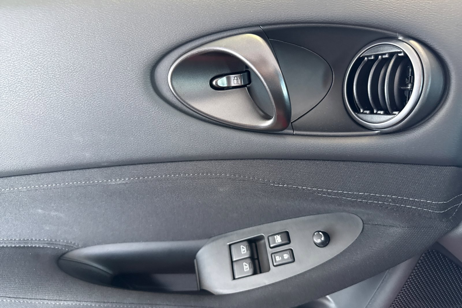 New 2026 Nissan Z Sport w/ Floor Mat Package image 11