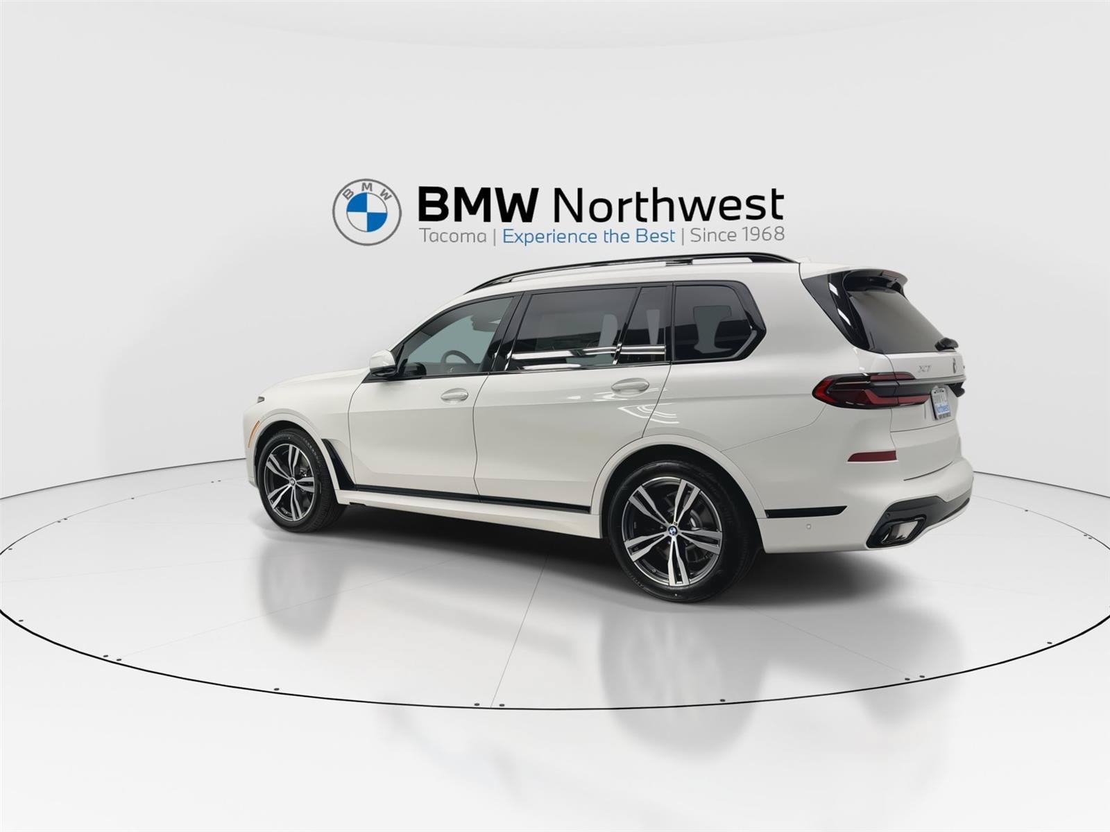 New 2027 BMW X7 xDrive40i w/ M Sport Package AWD/4WD image 12