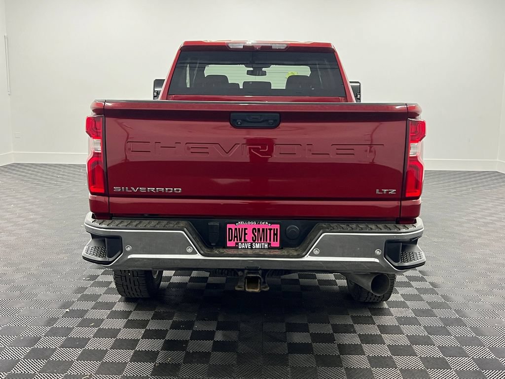 Used 2020 Chevrolet Silverado 3500 LTZ AWD/4WD image 9