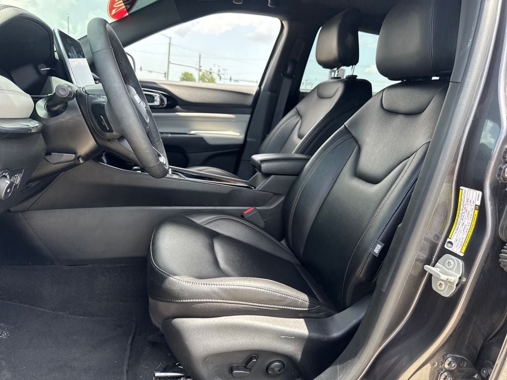 Used 2024 Jeep Compass Limited AWD/4WD image 16