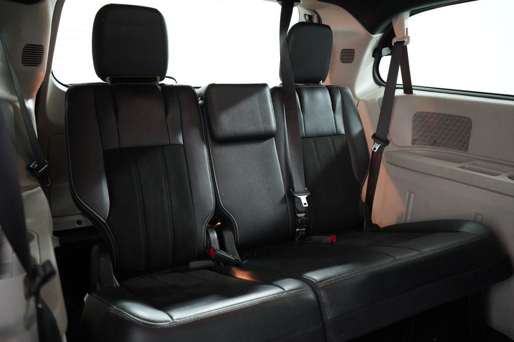 Used 2019 Dodge Grand Caravan SXT FWD image 20