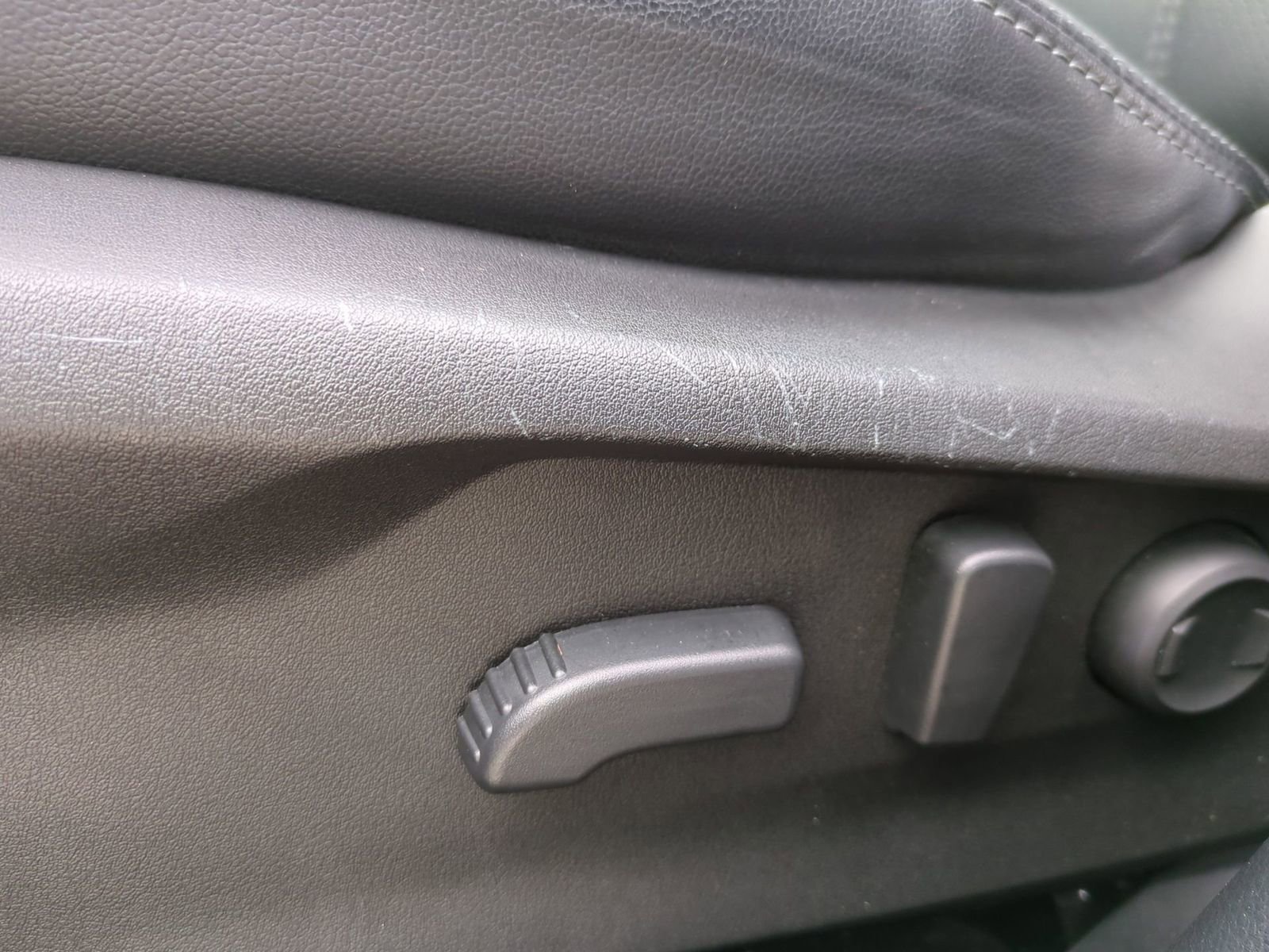 Used 2023 Subaru Forester Limited image 21