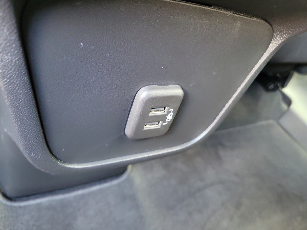 Used 2022 Chevrolet Equinox LT FWD image 11