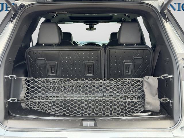 Certified 2023 Chevrolet Traverse High Country image 15