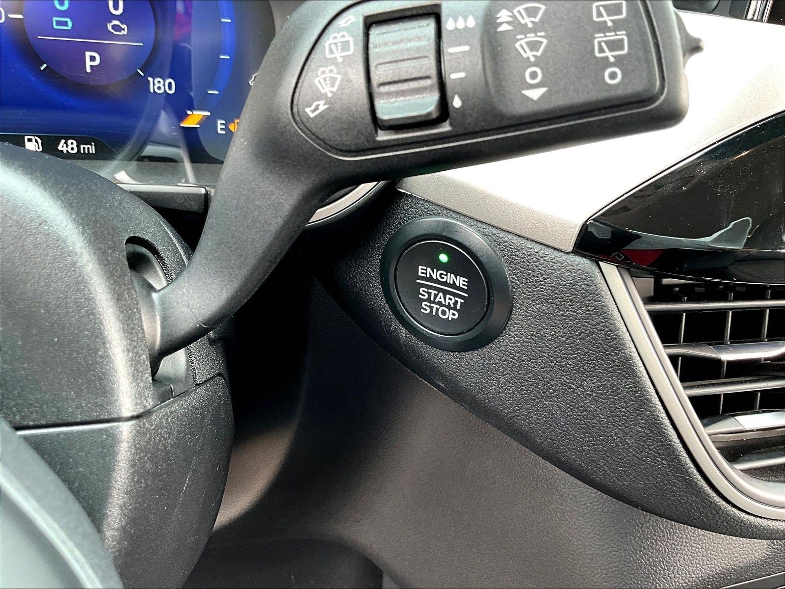 Used 2020 Ford Escape SE Sport FWD image 37