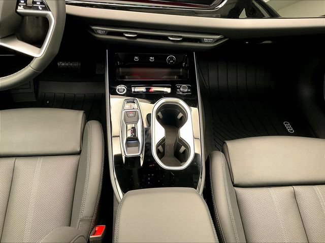 New 2026 Audi A6 Premium Plus AWD/4WD image 10