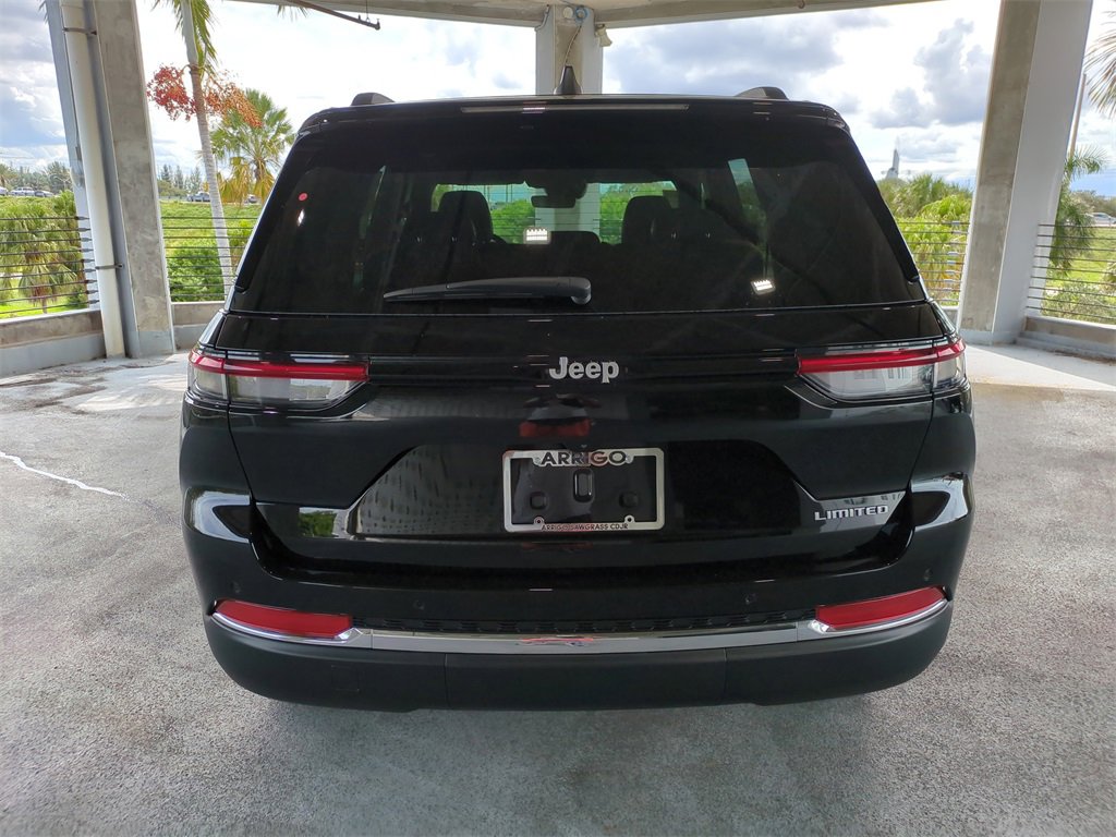 New 2025 Jeep Grand Cherokee Limited image 6