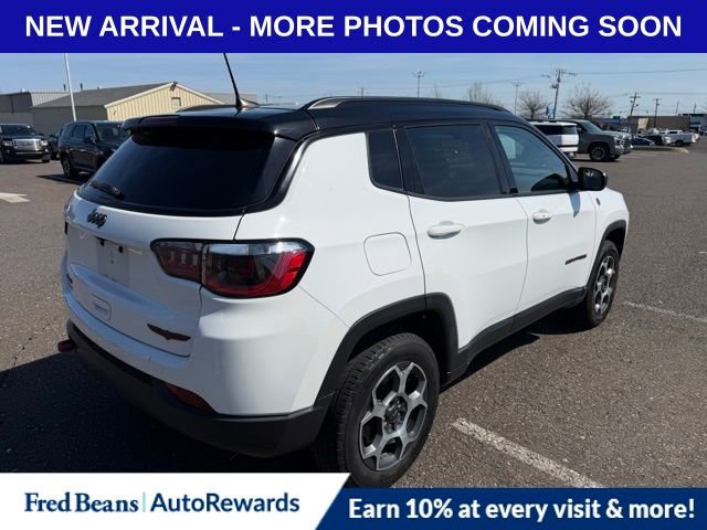 Used 2022 Jeep Compass Trailhawk w/ Trailhawk Convenience Group AWD/4WD image 7