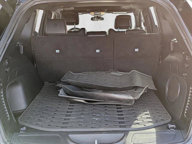 Used 2021 Jeep Grand Cherokee Laredo X image 7