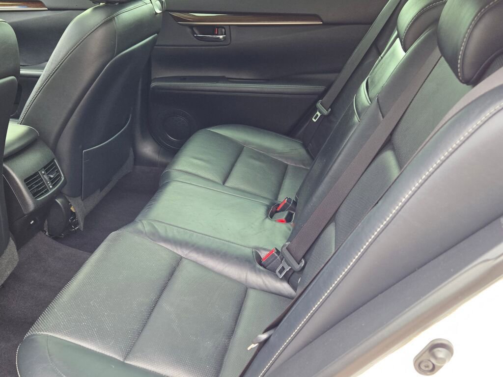 Used 2013 Lexus ES 350 w/ Luxury Pkg image 15