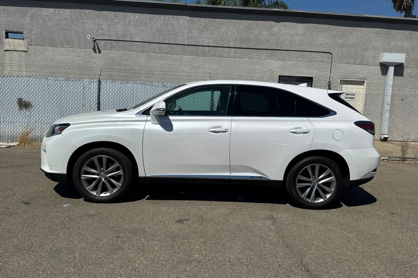 Used 2015 Lexus RX 450h FWD image 2