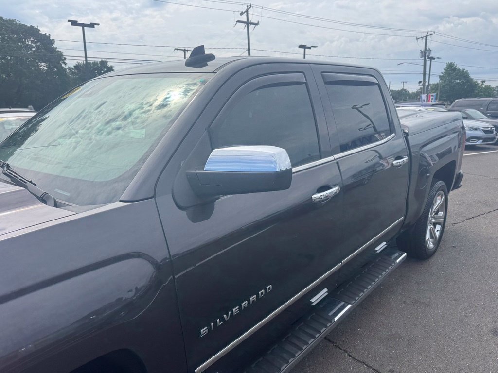 Used 2016 Chevrolet Silverado 1500 LTZ w/ LTZ Plus Package AWD/4WD image 10
