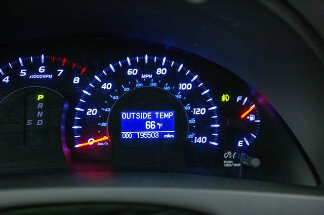 Used 2011 Toyota Camry XLE w/ XLE Extra-Value Pkg #2 image 9