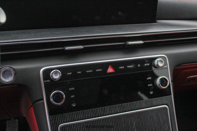 Used 2025 Genesis GV80 3.5T image 45