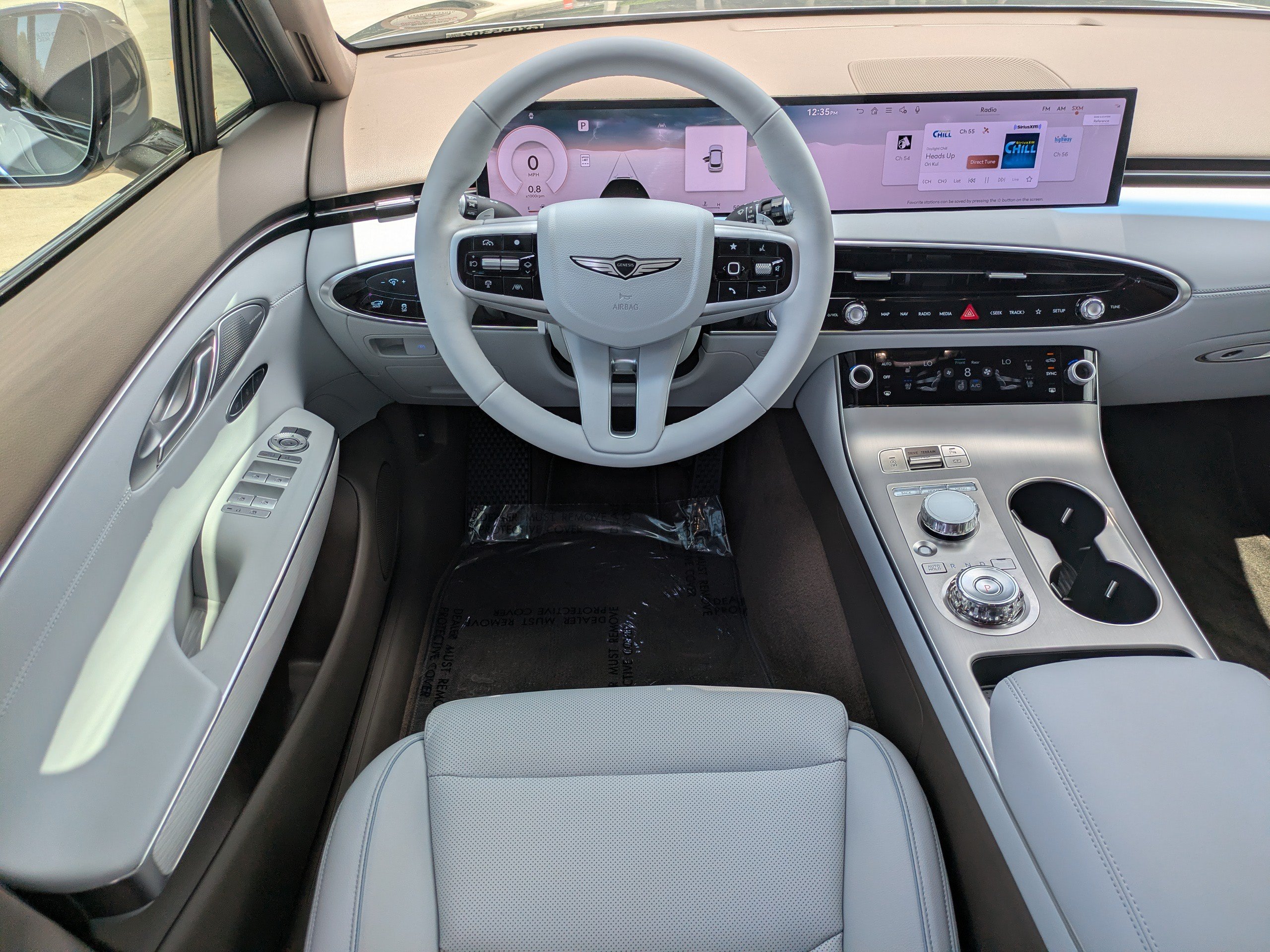 Certified 2026 Genesis GV70 2.5T Advanced AWD/4WD image 15