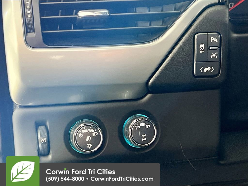 Used 2019 Chevrolet Suburban LT image 21