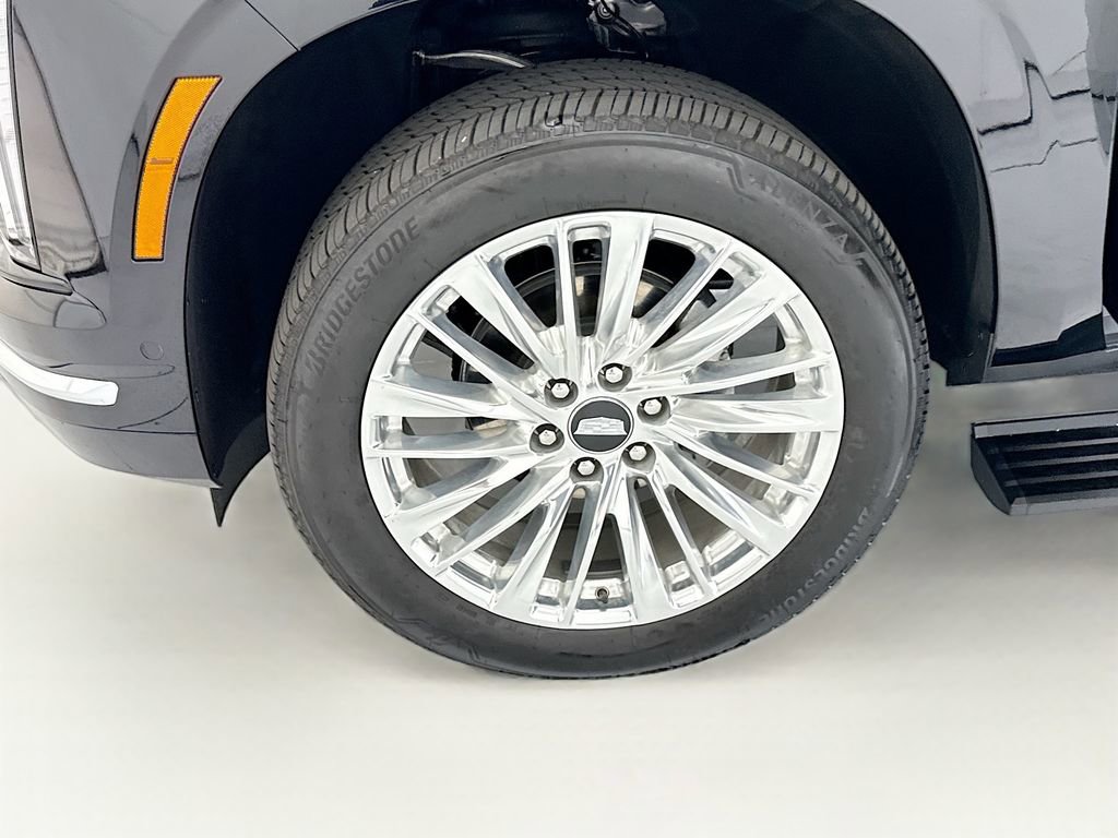 Used 2026 Cadillac Escalade Luxury AWD/4WD image 29