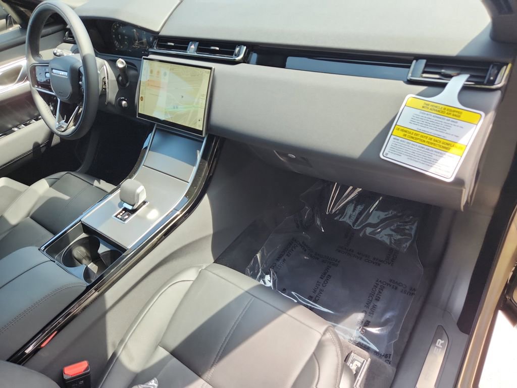 Used 2026 Land Rover Range Rover Velar S AWD/4WD image 27