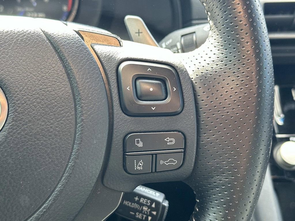 Used 2021 Lexus IS 350 F Sport w/ Dynamic Handling Package image 23