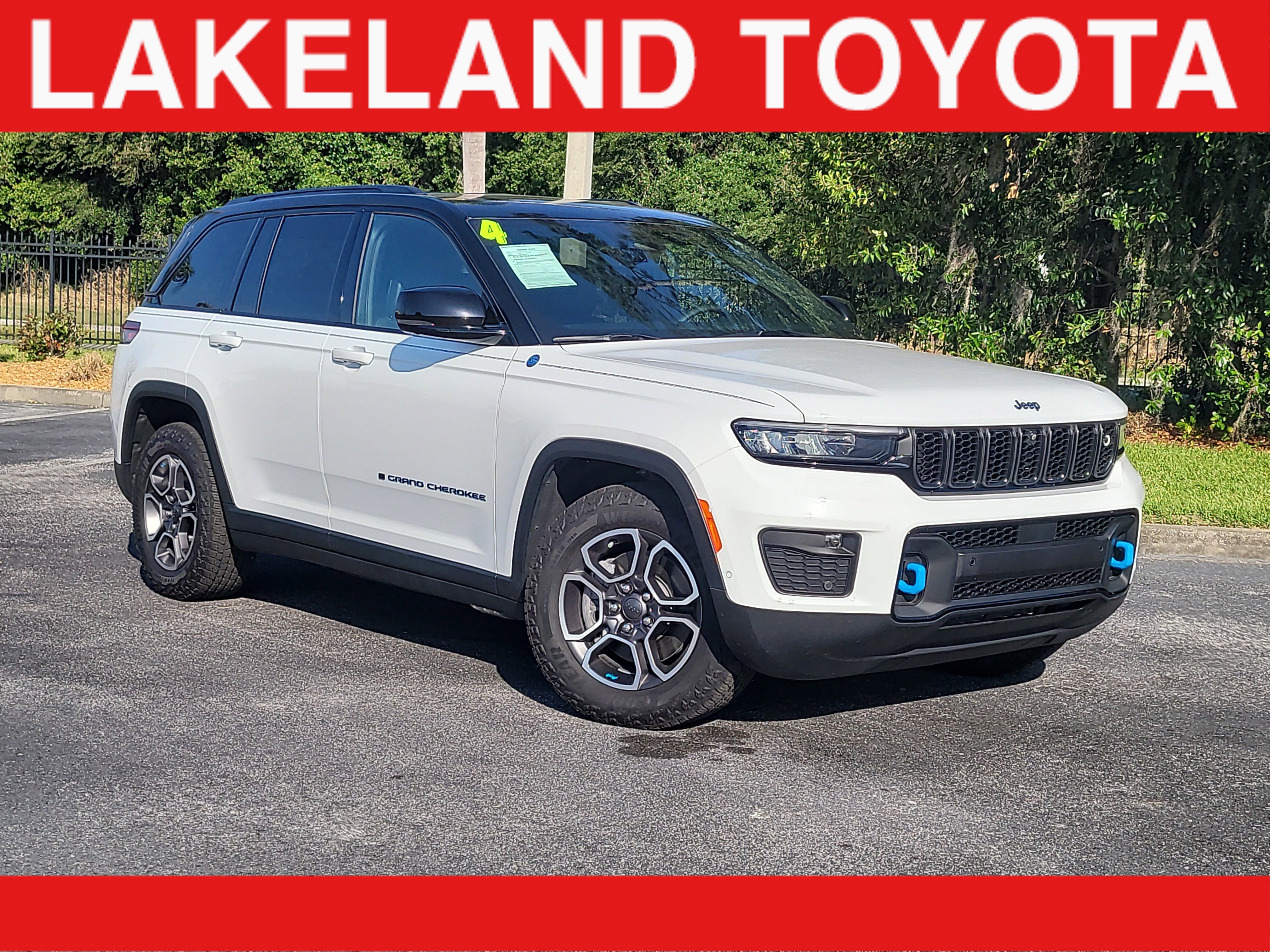 Used 2024 Jeep Grand Cherokee Trailhawk w/ Advanced Protech Group II