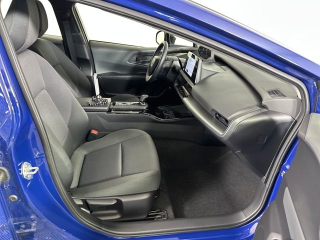 Used 2025 Toyota Prius LE image 27
