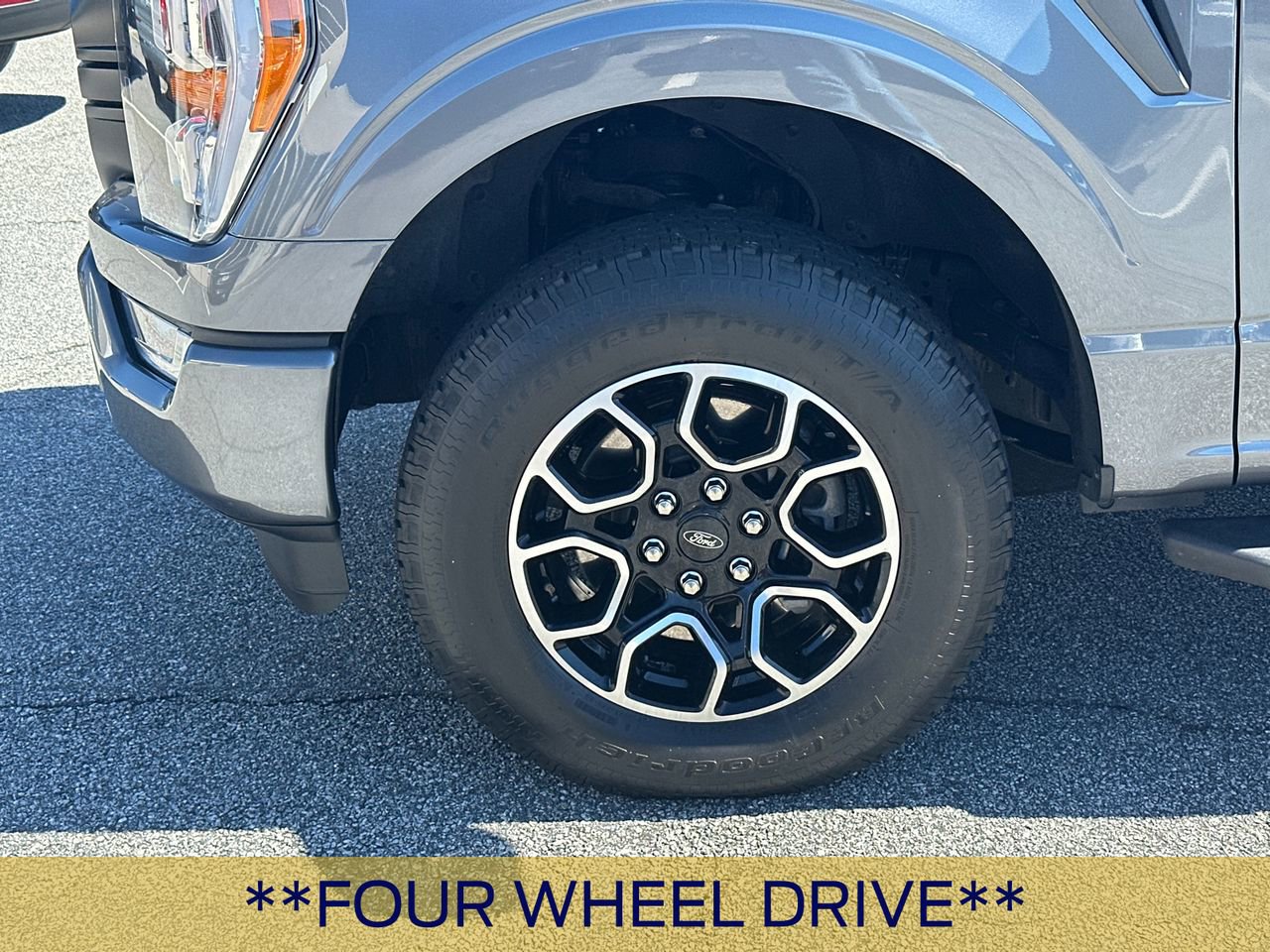 Certified 2022 Ford F150 XLT w/ Equipment Group 302A High image 13