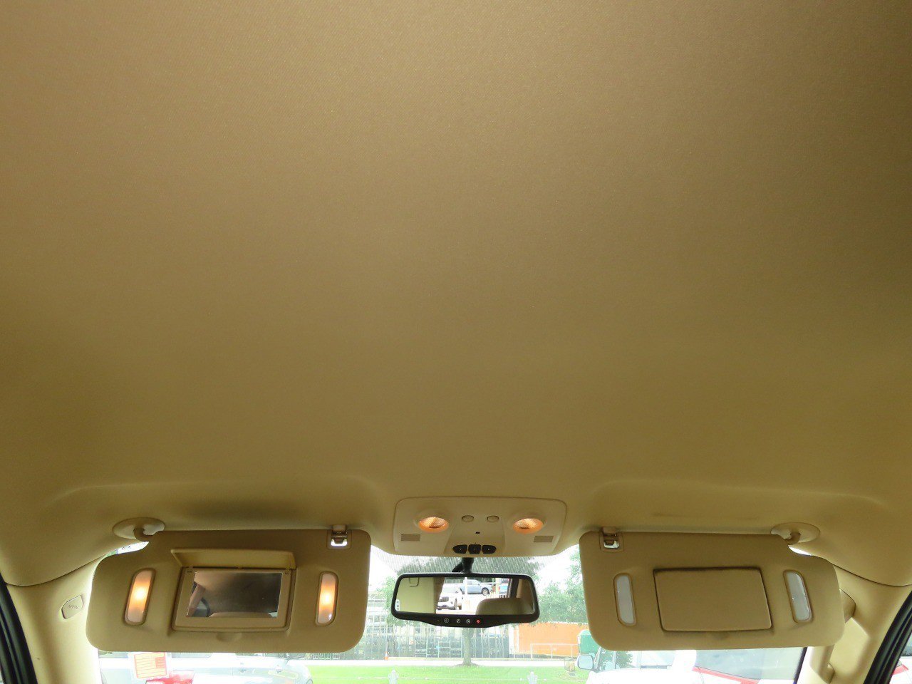 Used 2011 Buick Enclave CXL FWD image 24